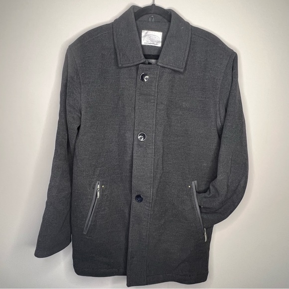 Megamod cashmere grey button front peacoat made in Turkey size medium - Picture 2 of 13